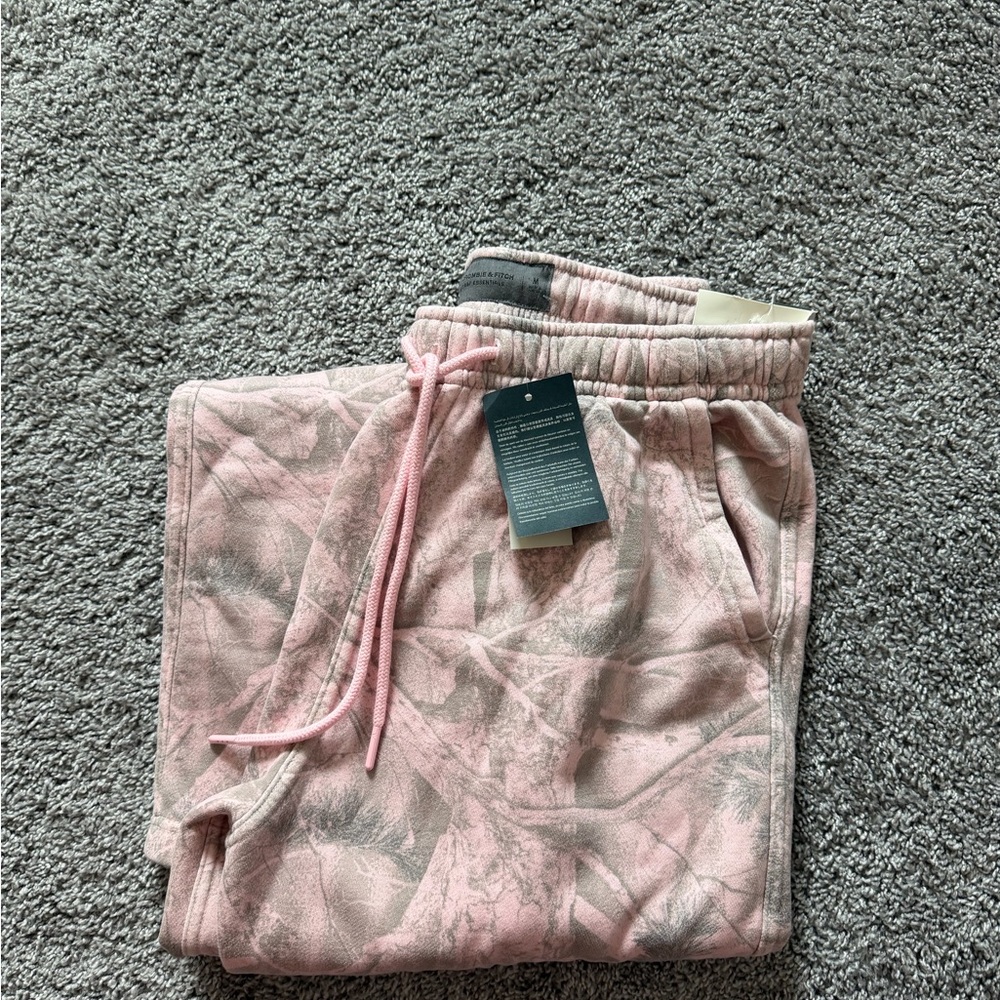 Pink Camouflage Abercrombie Sweatpants